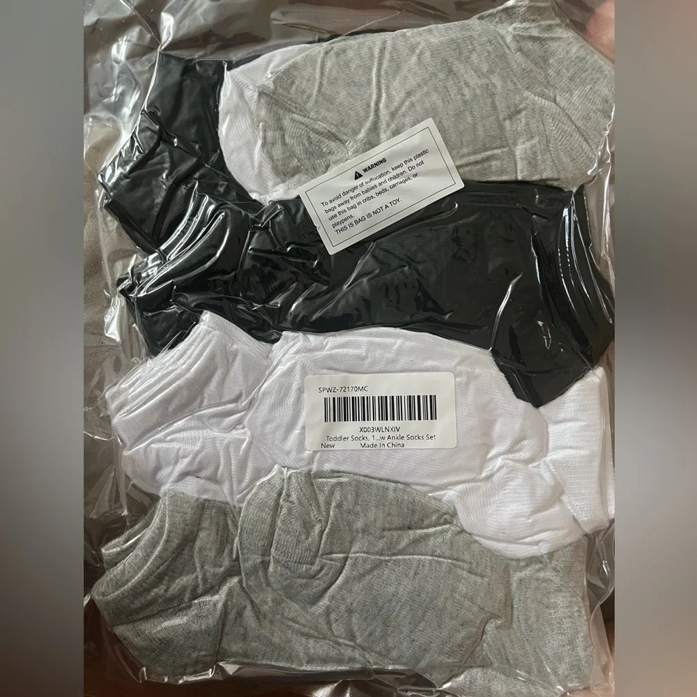 NWT Toddler 2T to 4T Black, White, Gray no show ankle socks 16 pair
